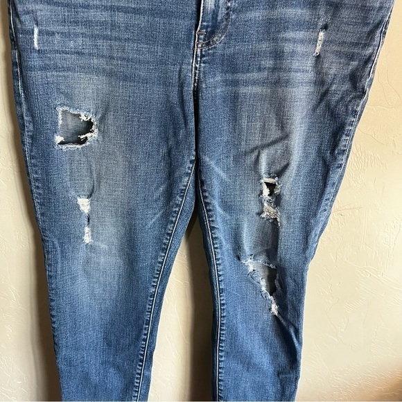 Lucky Brand Lolita Skinny Ankle Distressed Denim Jeans - Picture 4 of 12